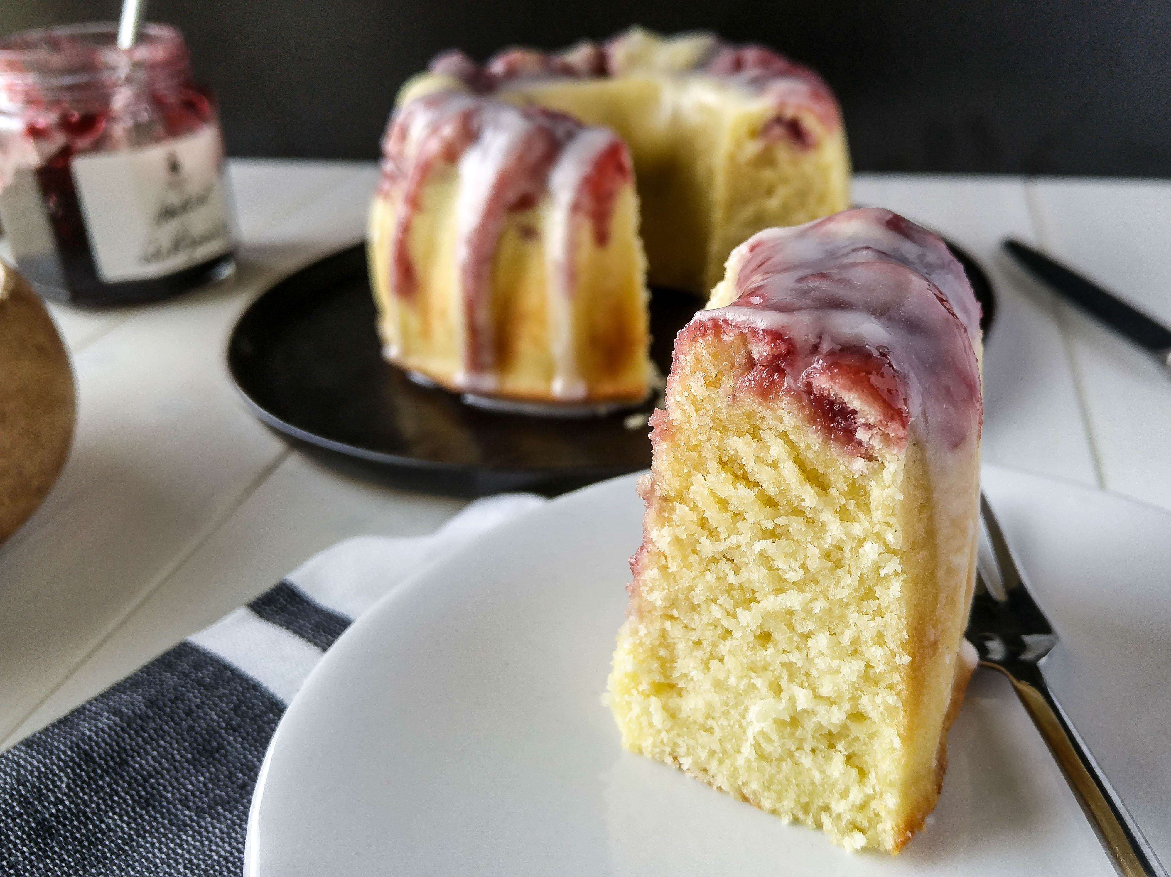 Jam-Filled Bundt Cake – Follow The River North